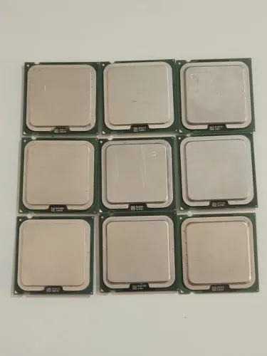 Lote Com 9 Processadores Intel Soquete LGA 775