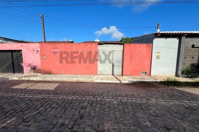 Encontre Seu Lar Perfeito no Centro de Extremoz - RN [Aceita financiamento]