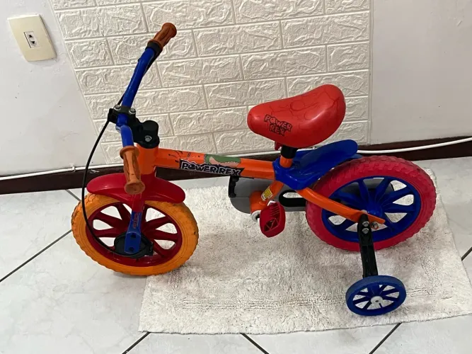 Bicicleta infantil 1-3 anos