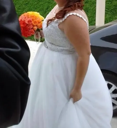 Vestido de Noiva Plus Size 48 ao 56 com Renda e Tule