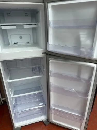 Vende-se geladeira 