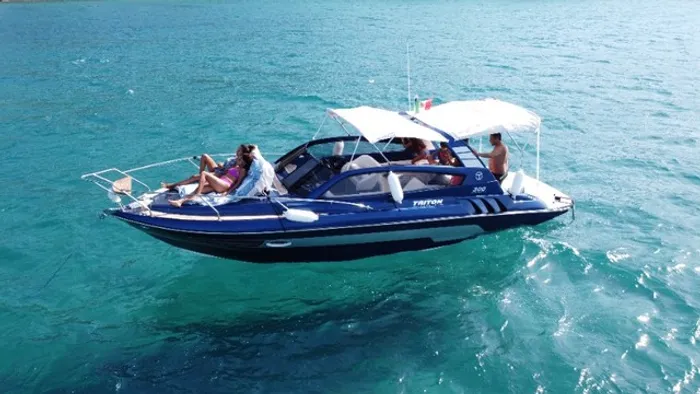 Lancha Triton 300 Sport - (30 pés) - Ñ é Evolve/Nx/Focker/Fs/cimitarra/Solara/Realboats