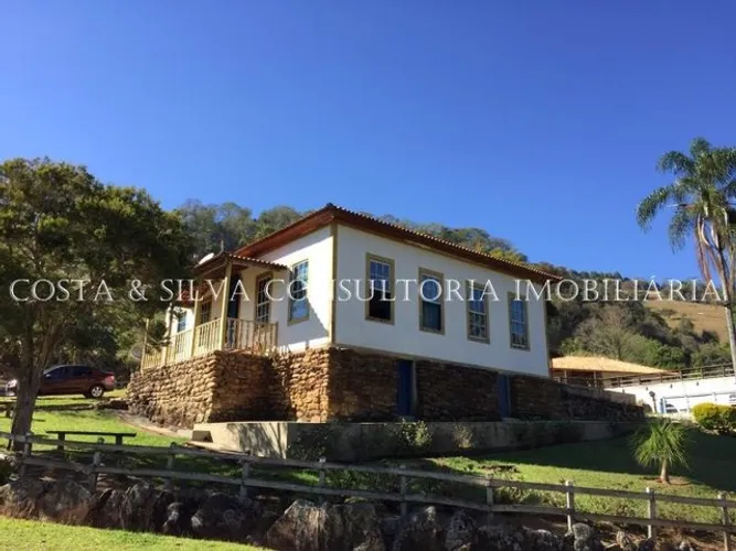 Sítio de 134.000 m² em Zona Rural com 5 quartos em Virgínia. Minas Gerais. Pousada em cons