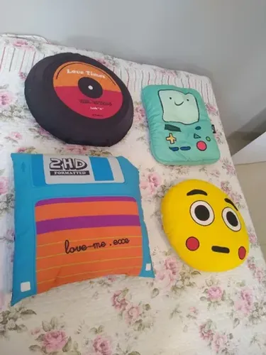 Travesseiros decorativos infantil.