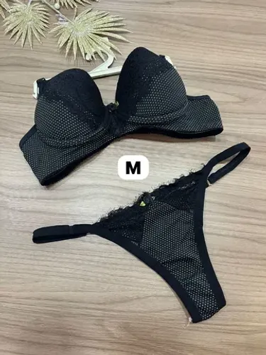 Conjunto sutiã e calcinha regulável