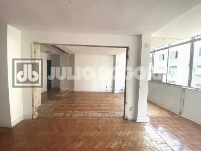 Copacabana - posto 5 - 3 quartos - suíte - vaga - uma quadra da praia