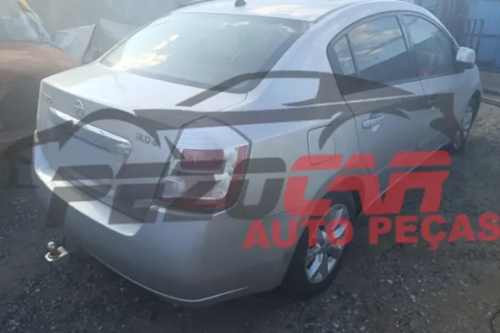 Temos peças para essa sucata! Nissan Sentra 2.0 2011/2012