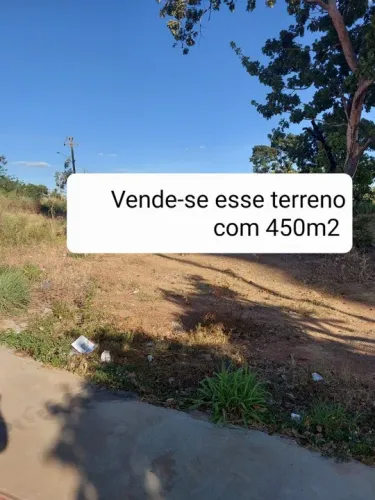 Vende-se esse terreno com 450m2 no bairro Bom Clima de frente ao Ed. Soul em Cuiabá MT