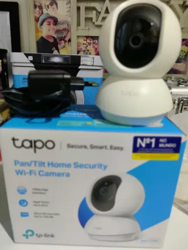 Câmera TP-LINK Tapo C200 + cartão de memória 