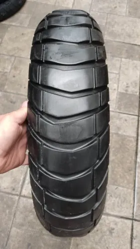 Pneu usado Metzerler Karoo Street 150/70-18