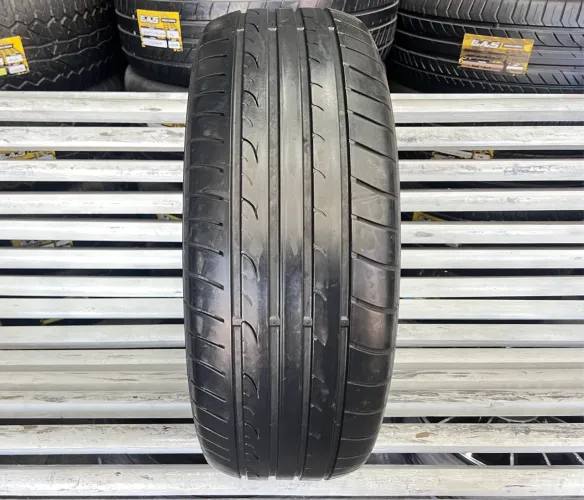 Pneu 205/55/16 Dunlop SP Sport FastreSponse R$259,00 / Pneu 205/55R16