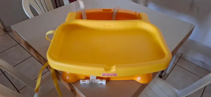 Cadeirinha de alimentação fisher price