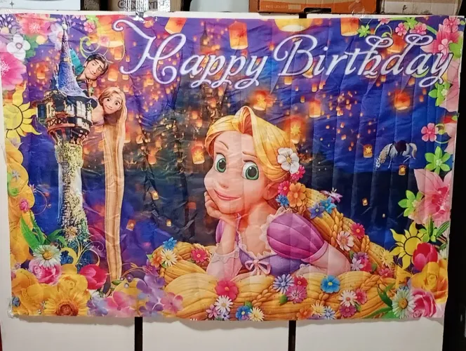 Painel de festa retangular tema Rapunzel Enrolados
