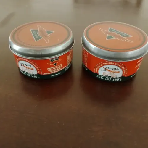 Latinhas vazias para artesanato