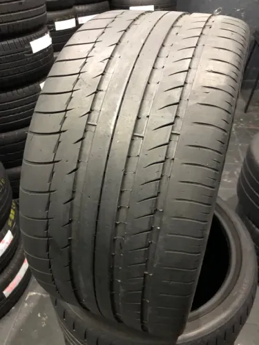 Pneu 295/35/20 Michelin por 500$ seminovo peça única 