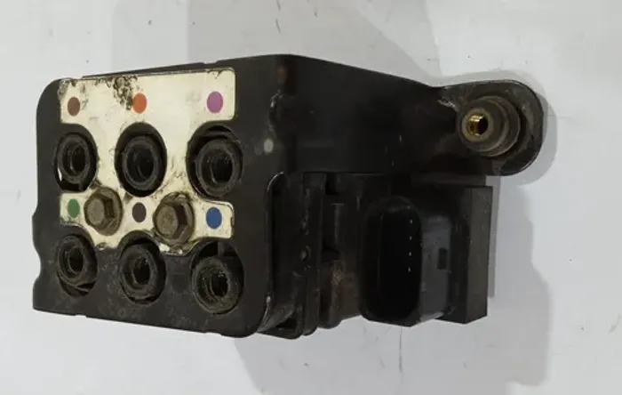 Válvula De Suspensão Audi A6 Allroad 2.7 Turbo 2001 - 2005