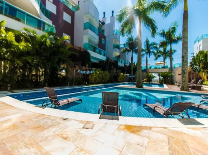 Apartamento 3 dormitorios condominio fechado QUADRA MAR Bombinhas