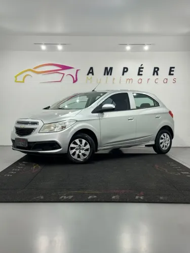 Chevrolet Ônix flex 2013