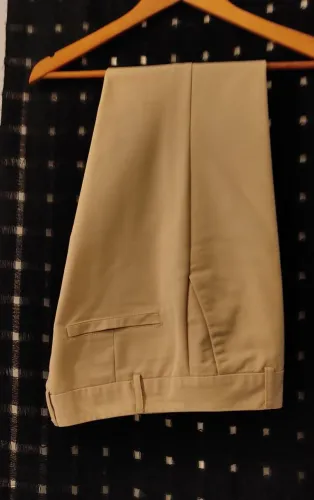Calça social feminina