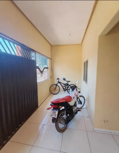 * VENDO CASA NA JADERLÂNDIA!