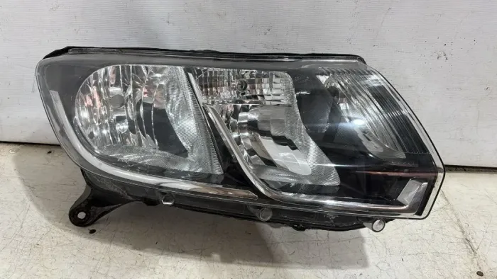 Farol direito sandero logan 2015 2016 2017 2018 2019 2020 original recuperado