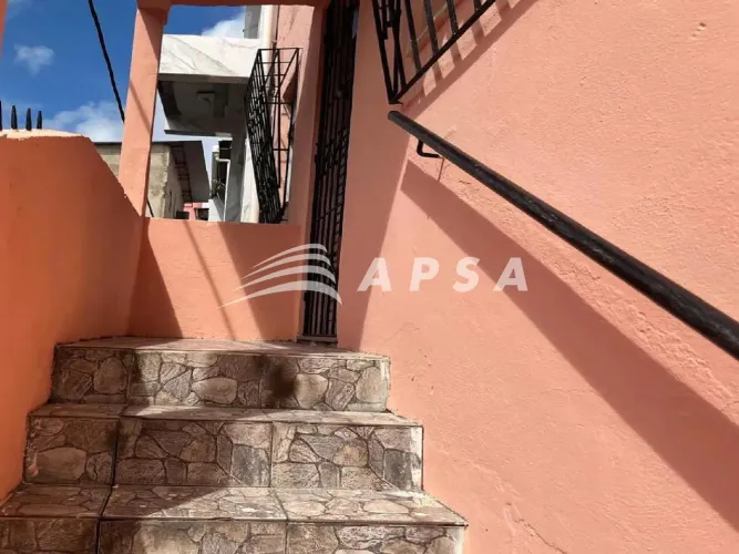 OPORTUNIDADE ÚNICA! IMÓVEL PARA ALUGAR NO CABULA. CASA TIPO SOBRADO COM 280M² COM 4 QUARTO