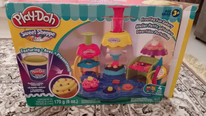 Kit Play Doh "Sweet Shoppe - Frosting Fun Bakery"