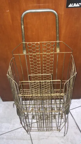 Carrinho de Feira em Metal