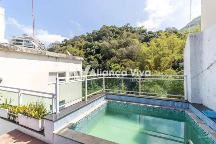 Copacabana | Apartamento 8 quartos, sendo 7 suites