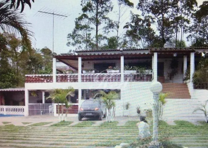 Chácara com 6 dormitórios à venda, 5565 m² por R$ 1.600.000,00 - Cidade Edson - Suzano/SP
