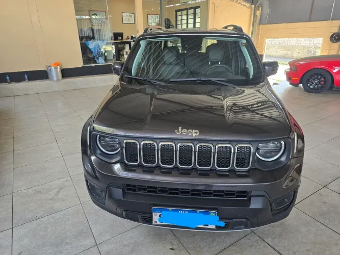 Jeep Renegade 6mil km