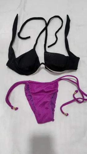 Biquíni Preto e Roxo - Tamanho P