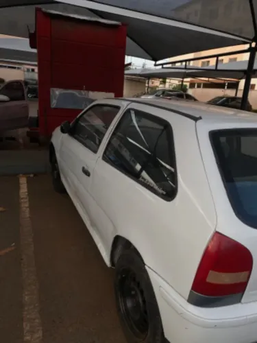 Volkswagen Gol Geração III 1.0 MI 8V Gasolina Mec. 2P 2001