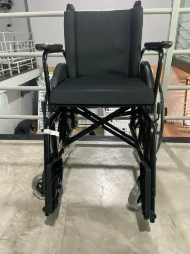 Cadeira de rodas Ortomobil Tamanho 48cm