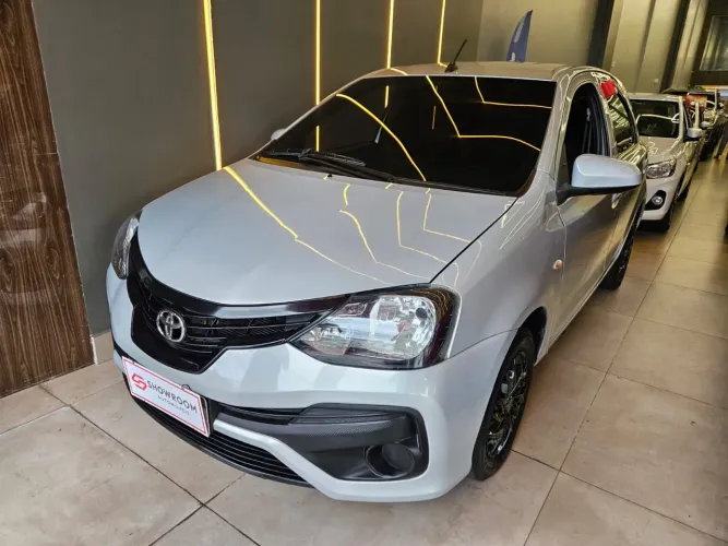 FEIRÃO SHOWROOM! TOYOTA/ETIOS X 1.3 2020 COMPLETO COM ENTRADA NA PROMISSÓRIA 