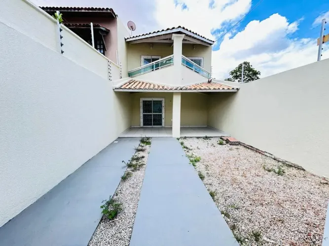 Casa à Venda no Passaré - 148m2 Construida - 4 Dormitórios - 3 Vagas - Localização Privile