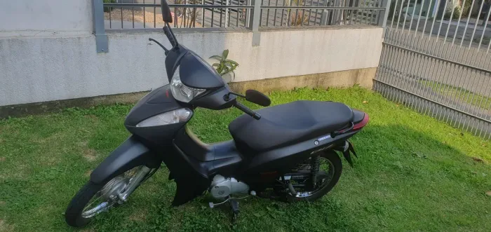 Honda Biz 2015/2015 - Única Dona