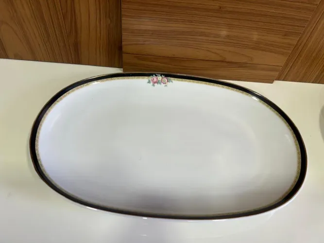 2 Travessas Oval de Porcelana Schmidt