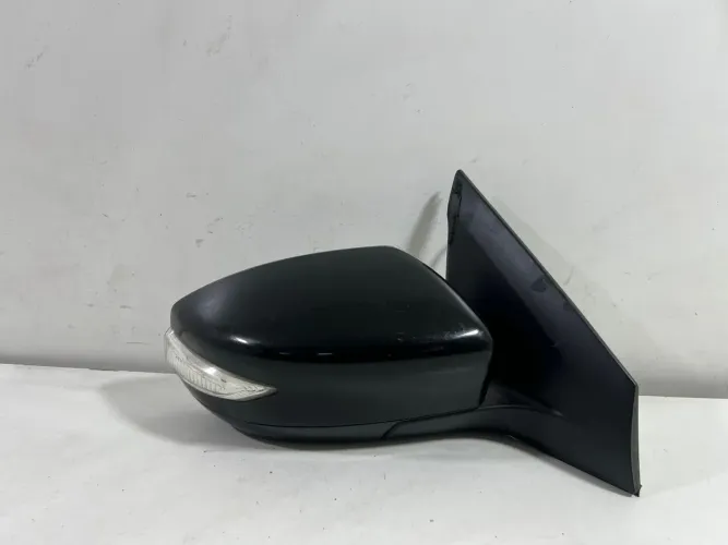 Retrovisor Nissan Sentra 2014 A 2020 lado direito original 