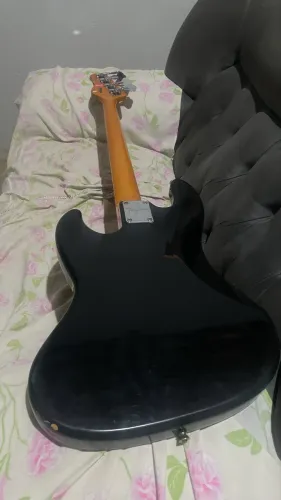 Contrabaixo tagima twseries