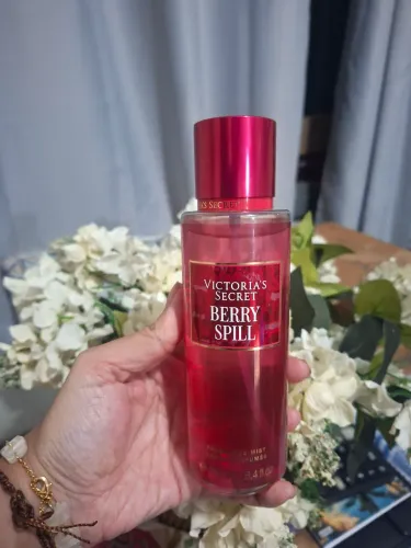 Body Splash Victoria Secret - Berry Spill -250 ml (original)