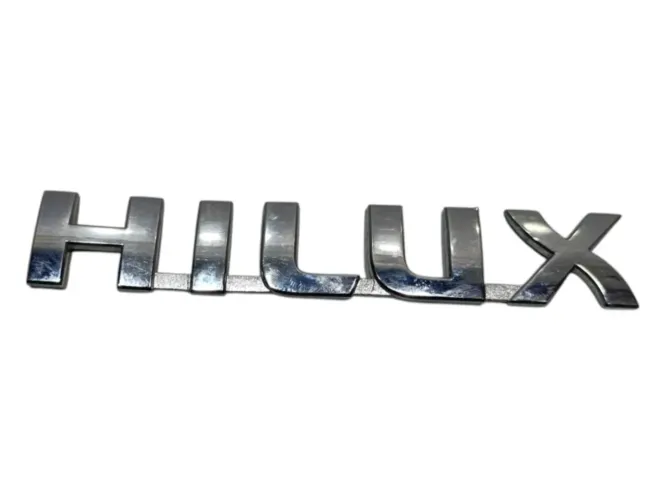 Emblema Toyota Hilux 2005 A 2015 Lateral