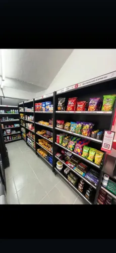 Prateleiras de Mini mercado 