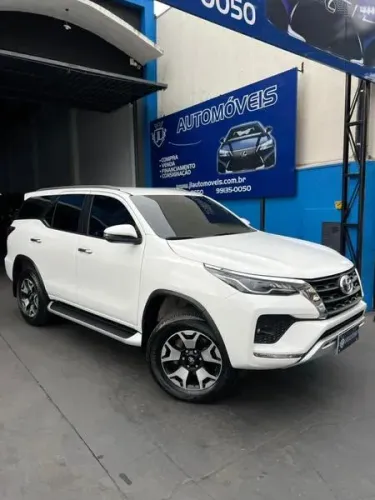 Toyota Hilux SW4 SRV 4X2 2.7 Flex 16V Aut. 2021