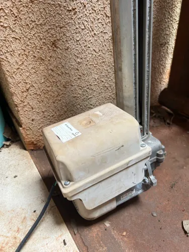 Motor de Portão Elevação Garen BV Quad Price 220V - Funcionando