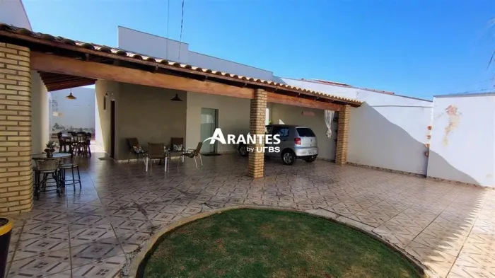 Casa em condomínio com 150m² 2 quartos à venda no bairro Jardim Holanda