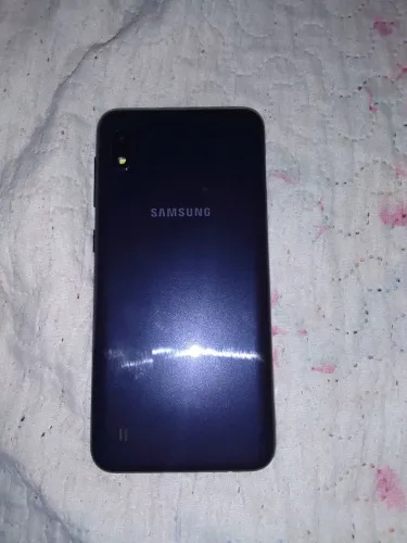 Celular em perfeito estado