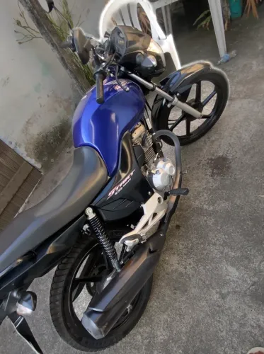Vendo esta moto 