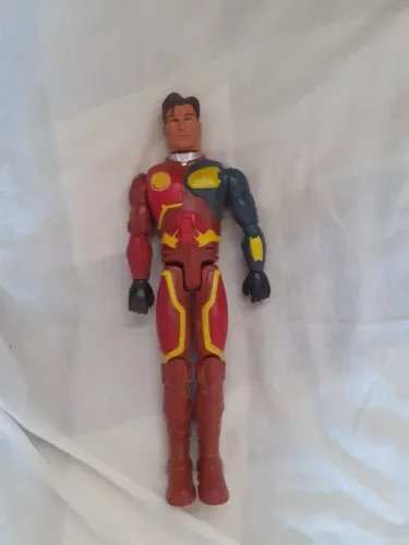 Max steel vermelho