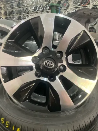 Jogo de Roda Hilux Sw4 Aro17 Original